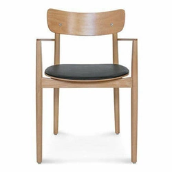 Fameg Nopp krzesło tapicerowane z podłokietnikami do jadalni nowoczesne personalizowane