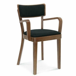 Krzesło tapicerowane Fameg Solid drewniane z podłokietnikami do jadalni personalizowane