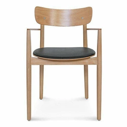 Krzesło drewniane Fameg Nopp z podłokietnikami do jadalni i salonu personalizowane