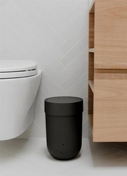 Kosz na śmieci do łazienki Umbra Touch czarny nowoczesny z pokrywą 6l