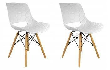 Zestaw 2 krzeseł Tortuga białe skandynawskie do jadalni z drewnianymi nogami Intesi