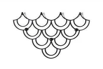 Wieszak ścienny metalowy Husk S czarny nowoczesny do przedpokoju i garderoby POLYHEDRA