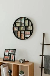 Czarna multiramka wisząca Umbra Luna na 9 zdjęć 10x15 okrągła dekoracyjna na ścianę