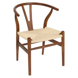 Krzesło drewniane Wicker Color inspirowane Wishbone do jadalni i salonu boho z podłokietnikami