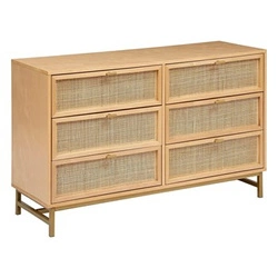 Komoda z szufladami Rayo 120 cm rattanowa nowoczesna na złotych nogach do salonu Atmosphera