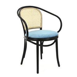 Krzesło tapicerowane Fameg B-9/4 CATA z podłokietnikami do jadalni i salonu personalizowane