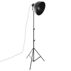 Lampa stojąca do salonu Basalt czarna metalowa trójnóg industrialna Atmosphera 175 cm