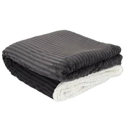 Koc Sherpa Intesi ciepły i miękki szary 180x220 na łóżko i kanapę do salonu