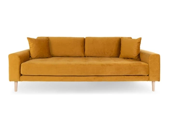Sofa trzyosobowa Lido Intesi żółta aksamitna na drewnianych nogach do salonu w stylu skandynawskim