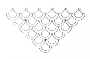 Nowoczesny wieszak ścienny do przedpokoju Husk biały metalowy POLYHEDRA 56 cm