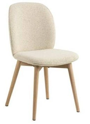 Krzesło tapicerowane Cindy beżowe bouclé Actona do jadalni skandynawskie z drewnianymi nogami