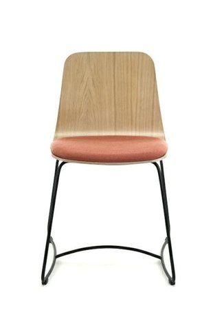 Krzesło Hips CAT B standard dąb